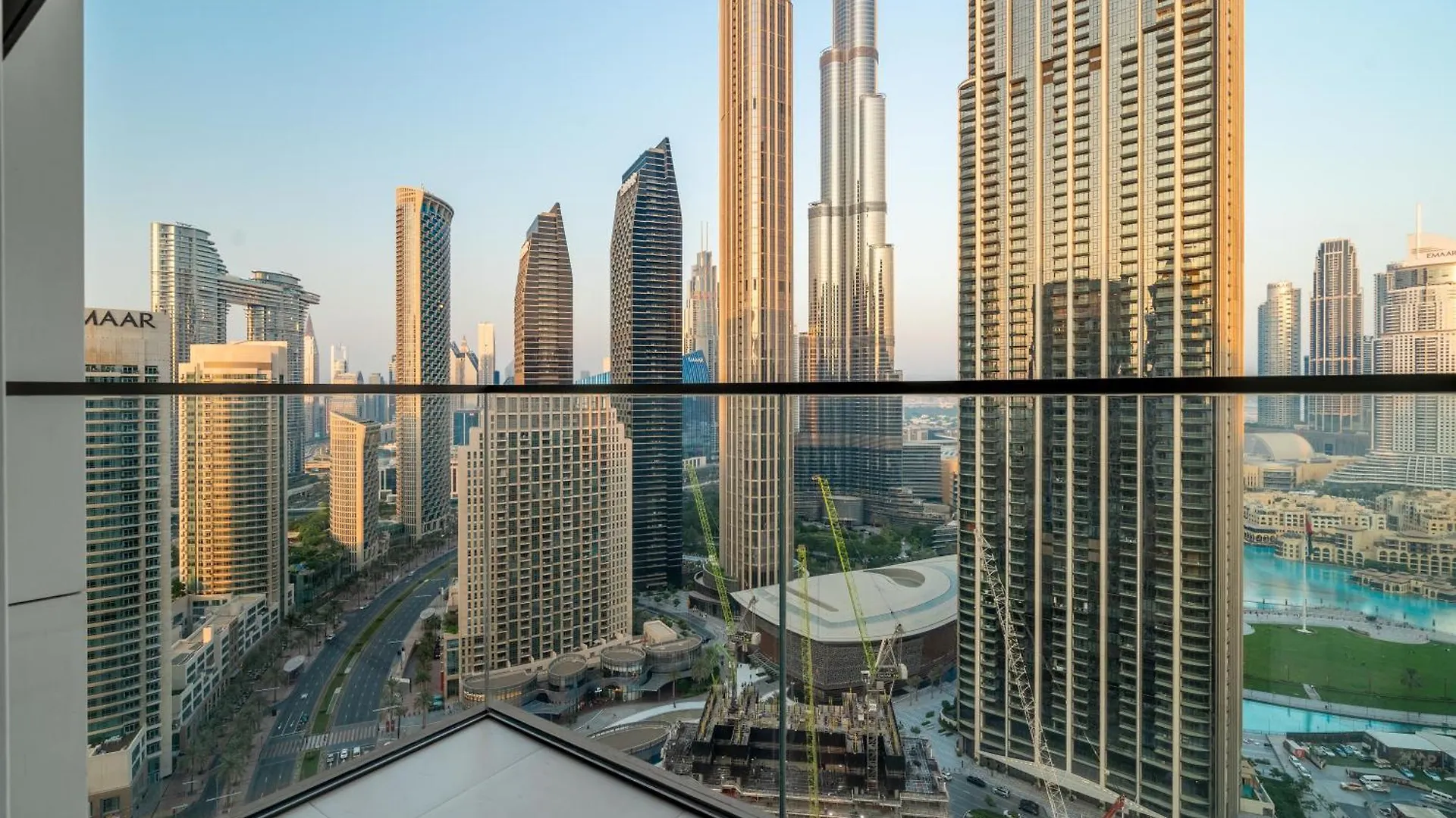 Apartment Burj Khalifa View Luxury Steps From Dubai Mall