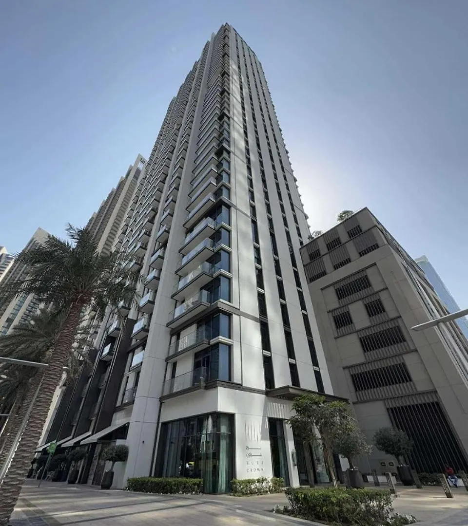 Burj Khalifa View Luxury Steps From Dubai Mall Apartment
